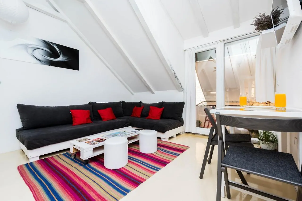 Febe Apartmani Split Apartment